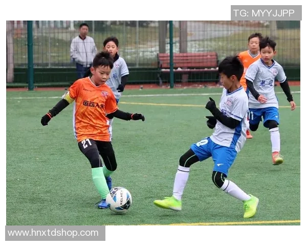 广体足球：探索全民健身新模式与青少年成长的完美结合